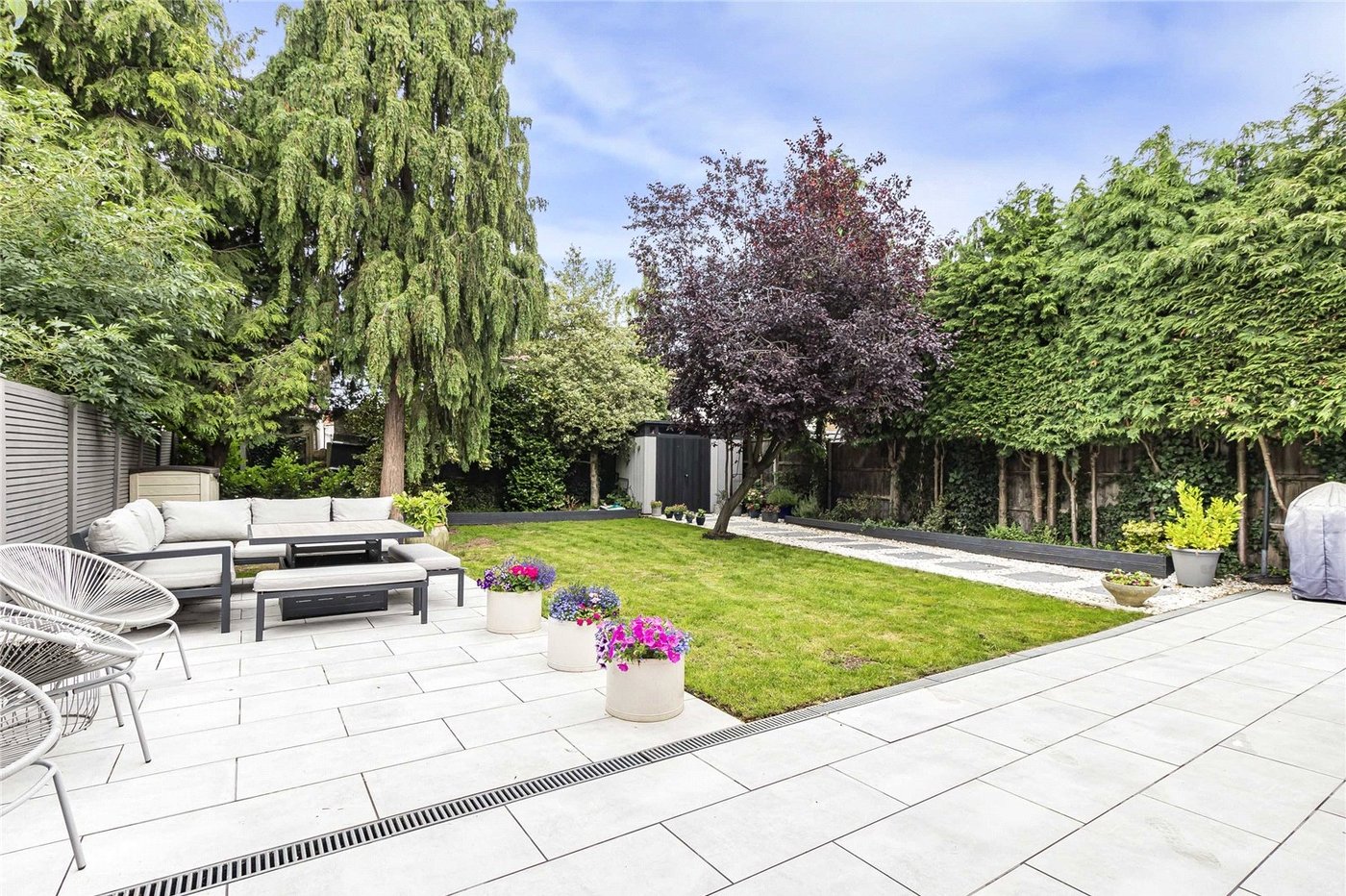 5 bedroom house for sale in South Welling | Robinson Jackson