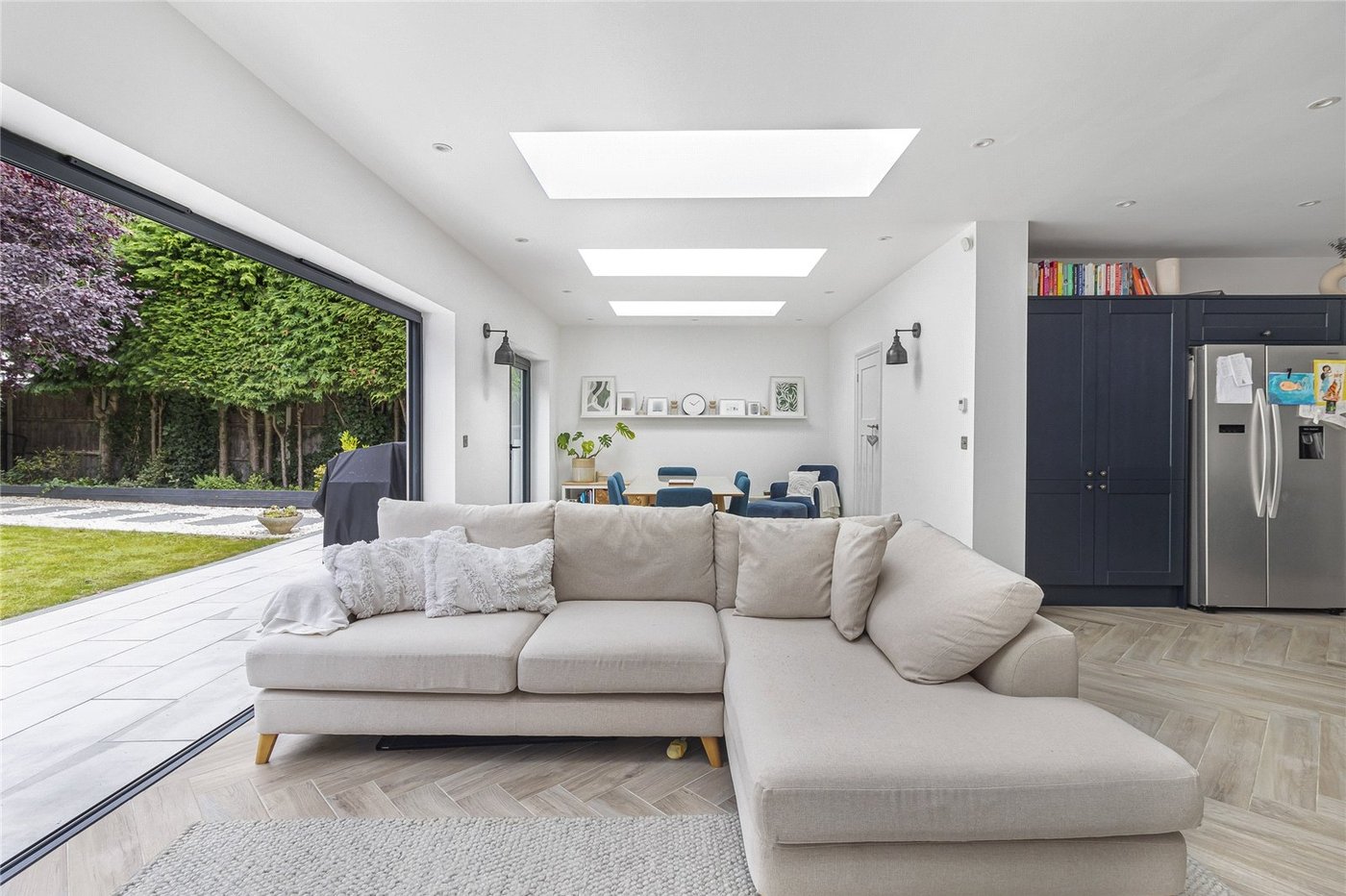 5 bedroom house for sale in South Welling | Robinson Jackson