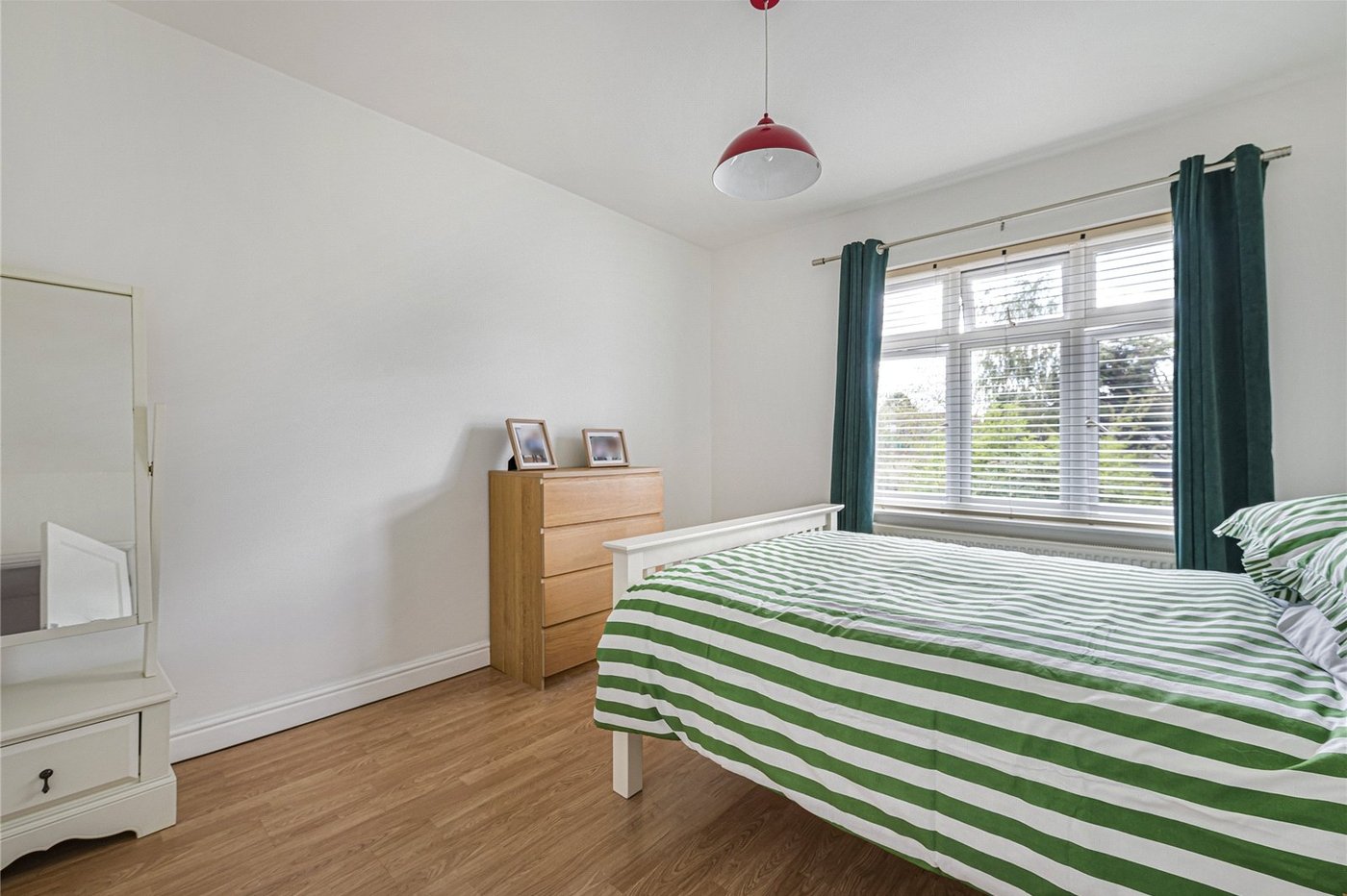 4 bedroom house for sale in Welling | Robinson Jackson