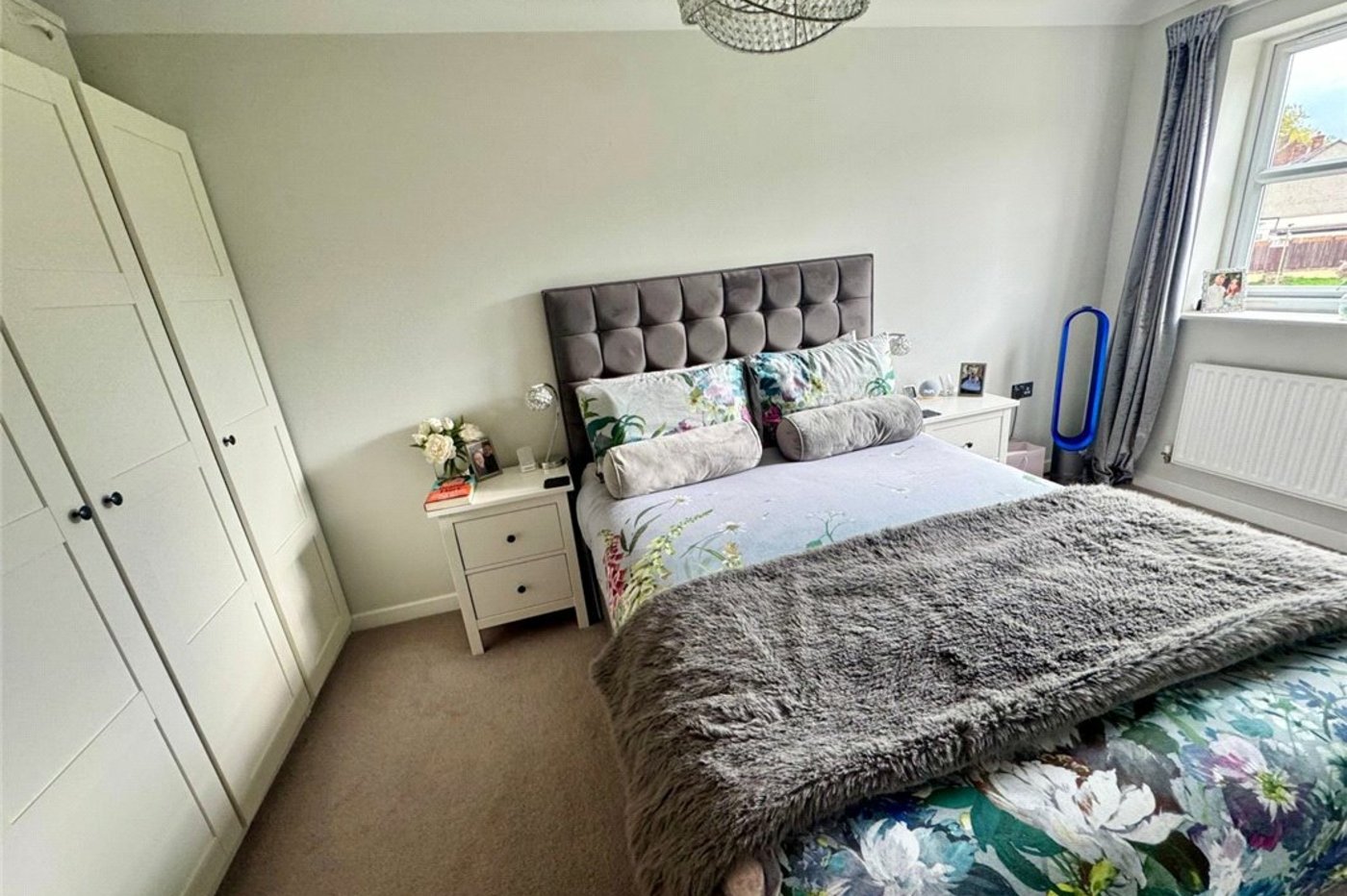 2 bedroom property for sale in Orpington | Robinson Jackson