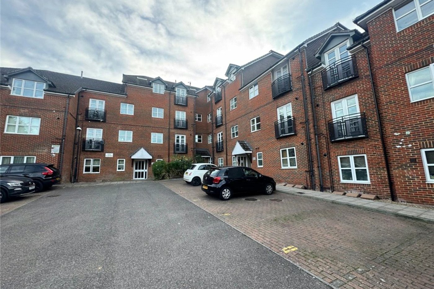 2 bedroom property for sale in Orpington | Robinson Jackson