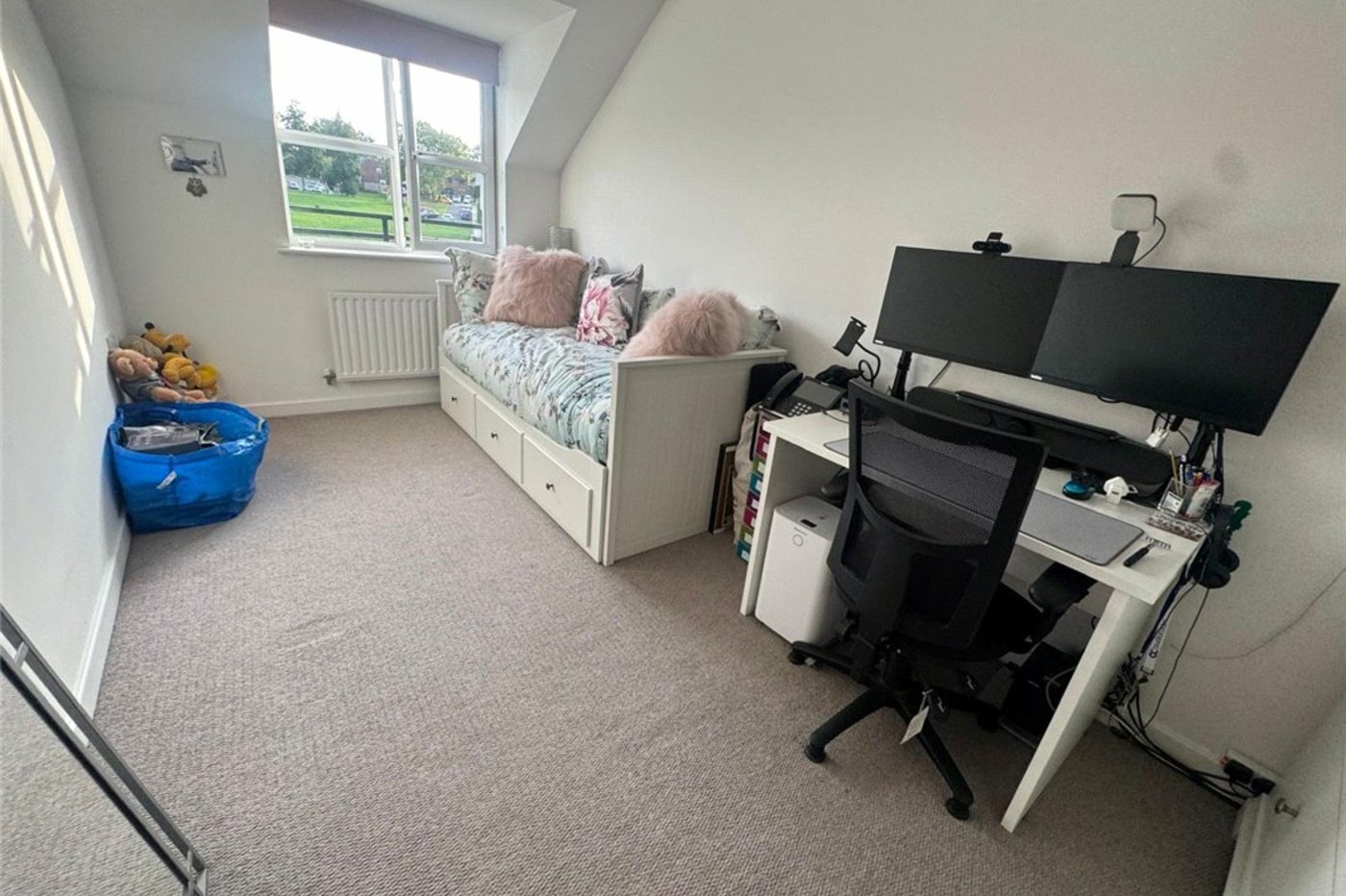 2 bedroom property for sale in Orpington | Robinson Jackson