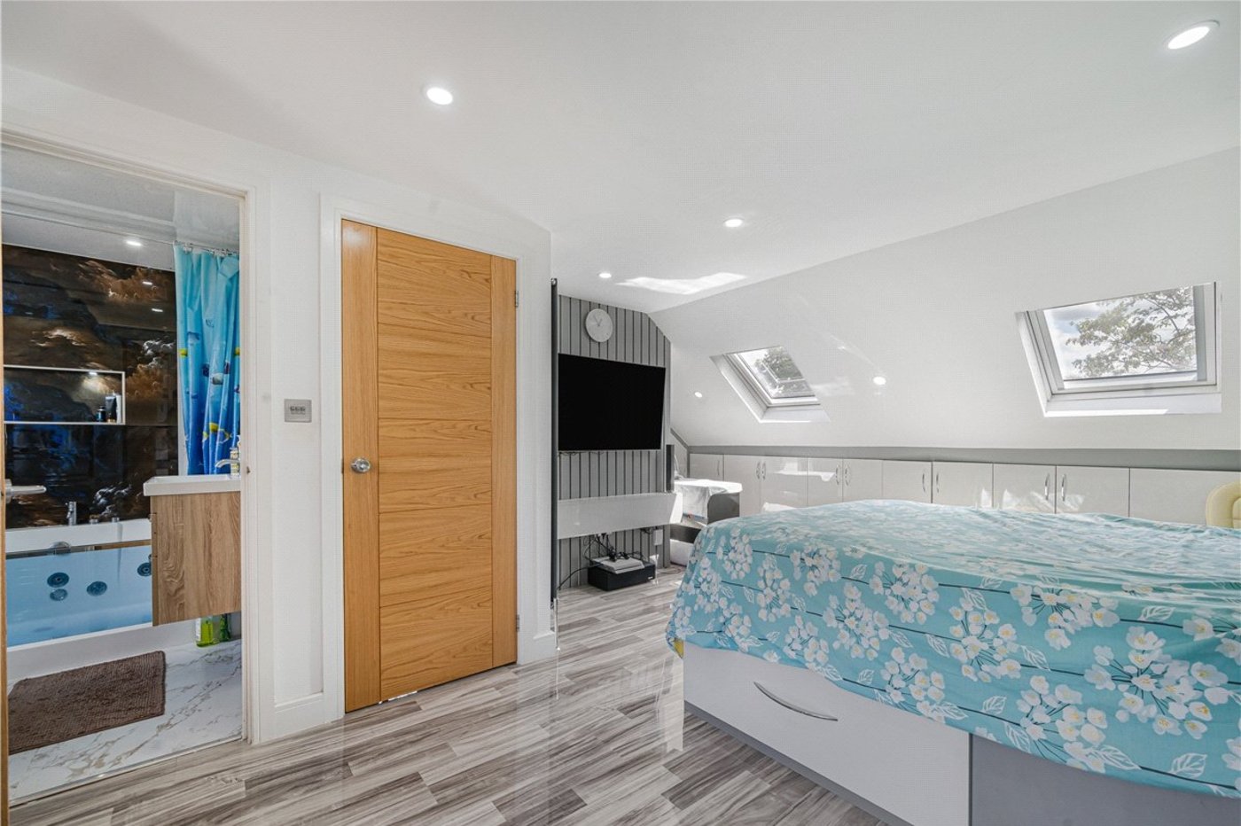 4 bedroom house for sale in Orpington | Robinson Jackson