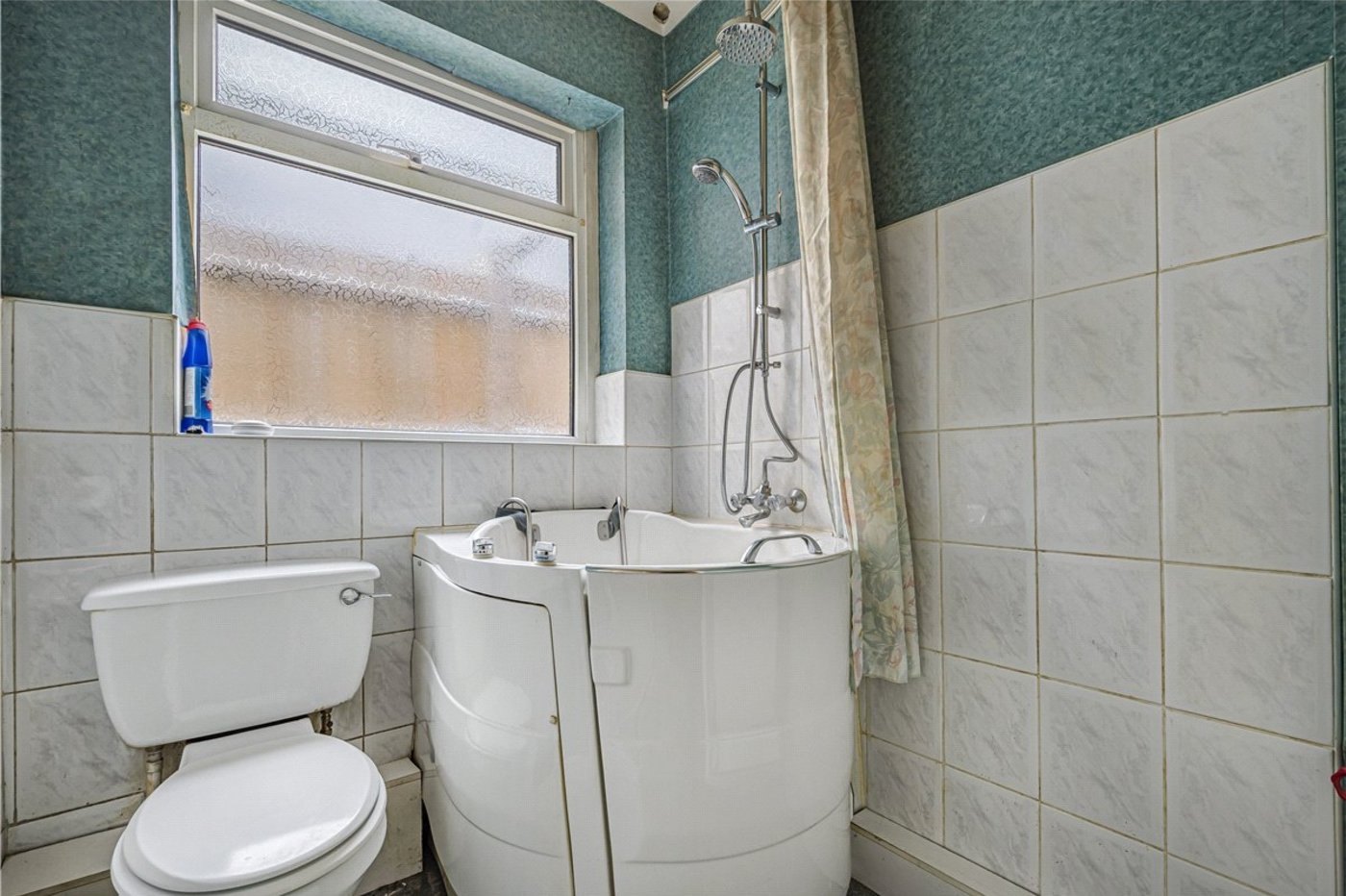 4 bedroom bungalow for sale in St Pauls Cray | Robinson Jackson