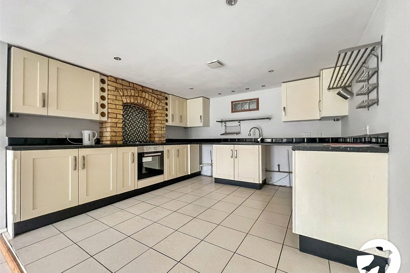 2 bedroom house for sale in Chatham | Robinson Michael & Jackson