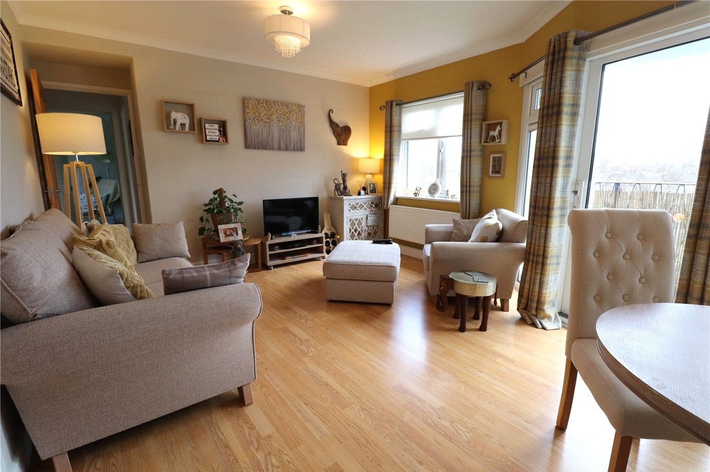 2 bedroom property for sale in Albert Road | Robinson Jackson