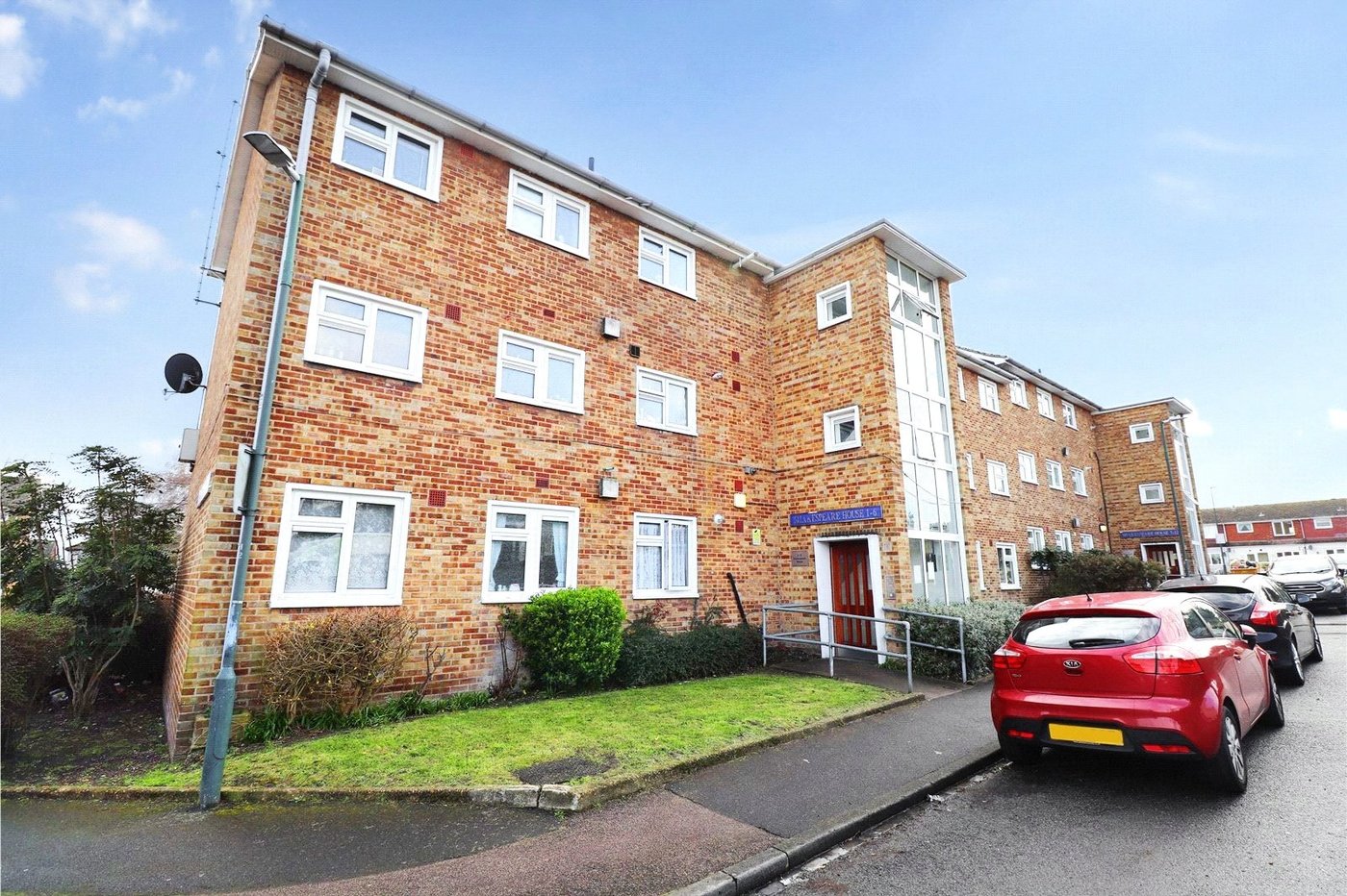 2 bedroom property for sale in Albert Road | Robinson Jackson