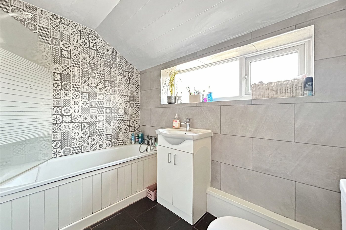 3 bedroom house for sale in Gillingham | Robinson Michael & Jackson