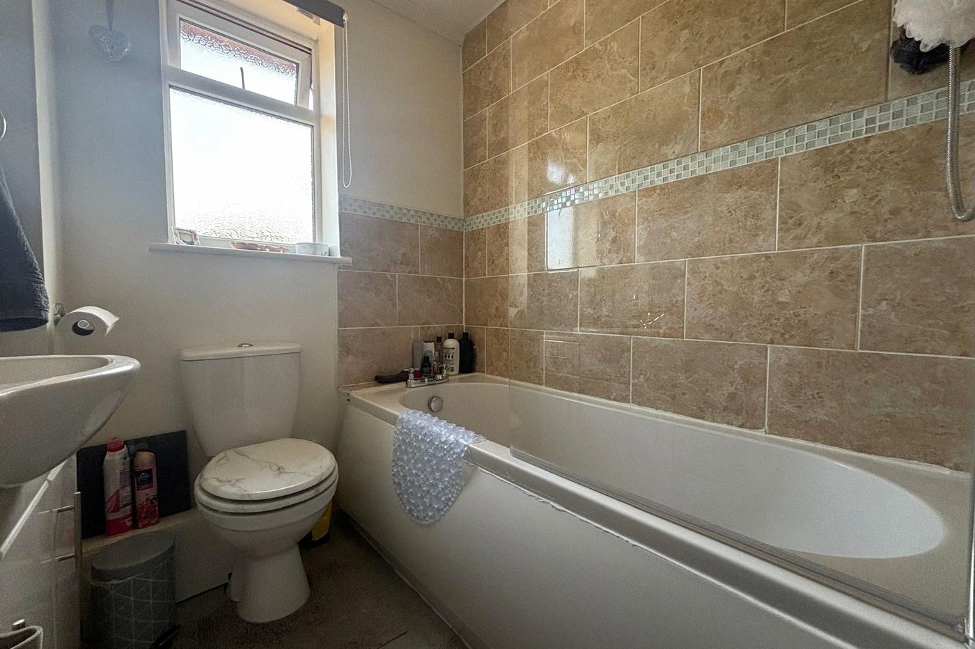 2 bedroom house for sale in Chatham | Robinson Michael & Jackson