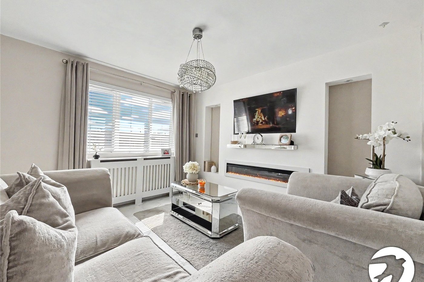 3 bedroom house for sale in Walderslade | Robinson Michael & Jackson