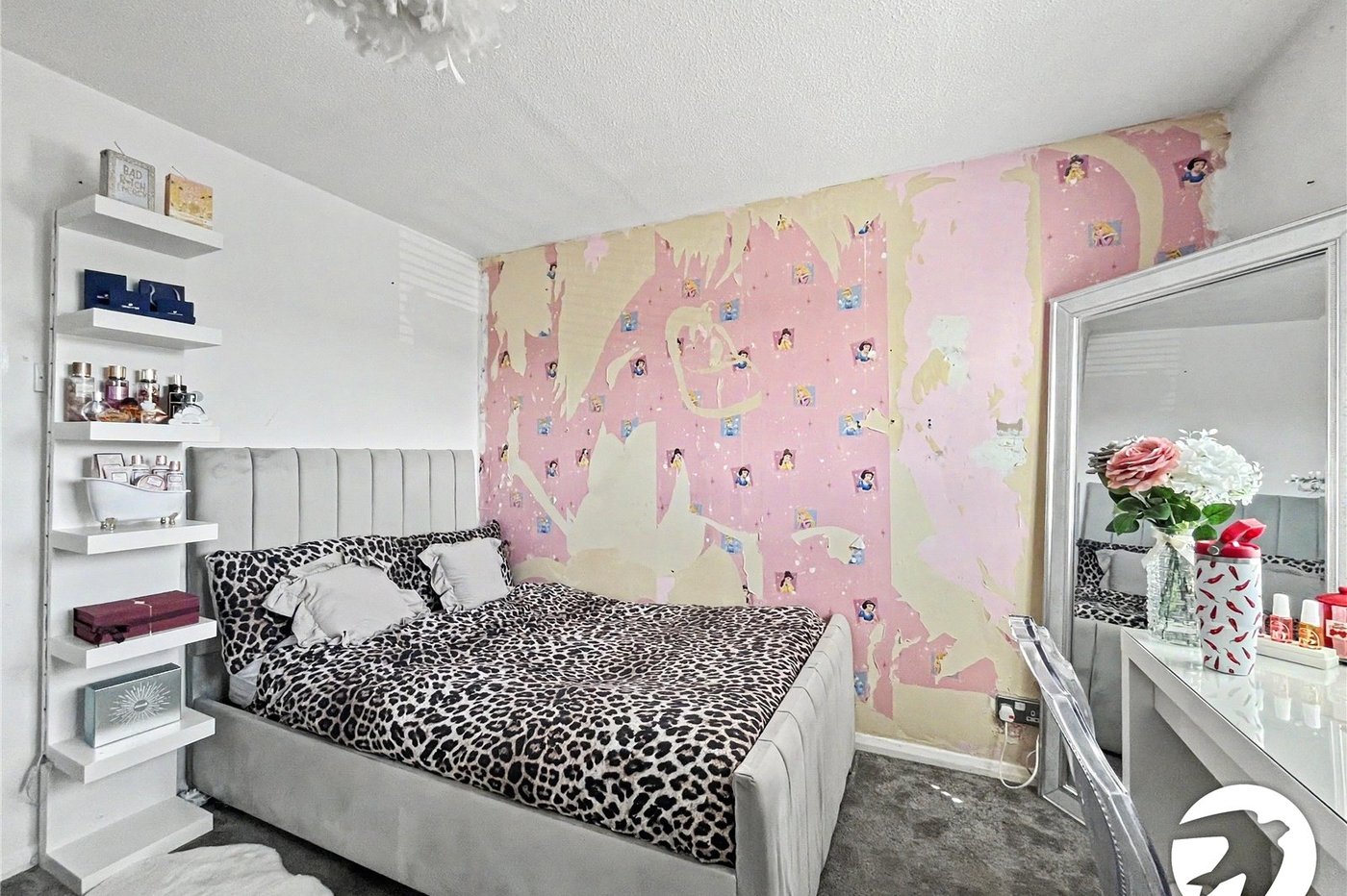 3 bedroom house for sale in Walderslade | Robinson Michael & Jackson