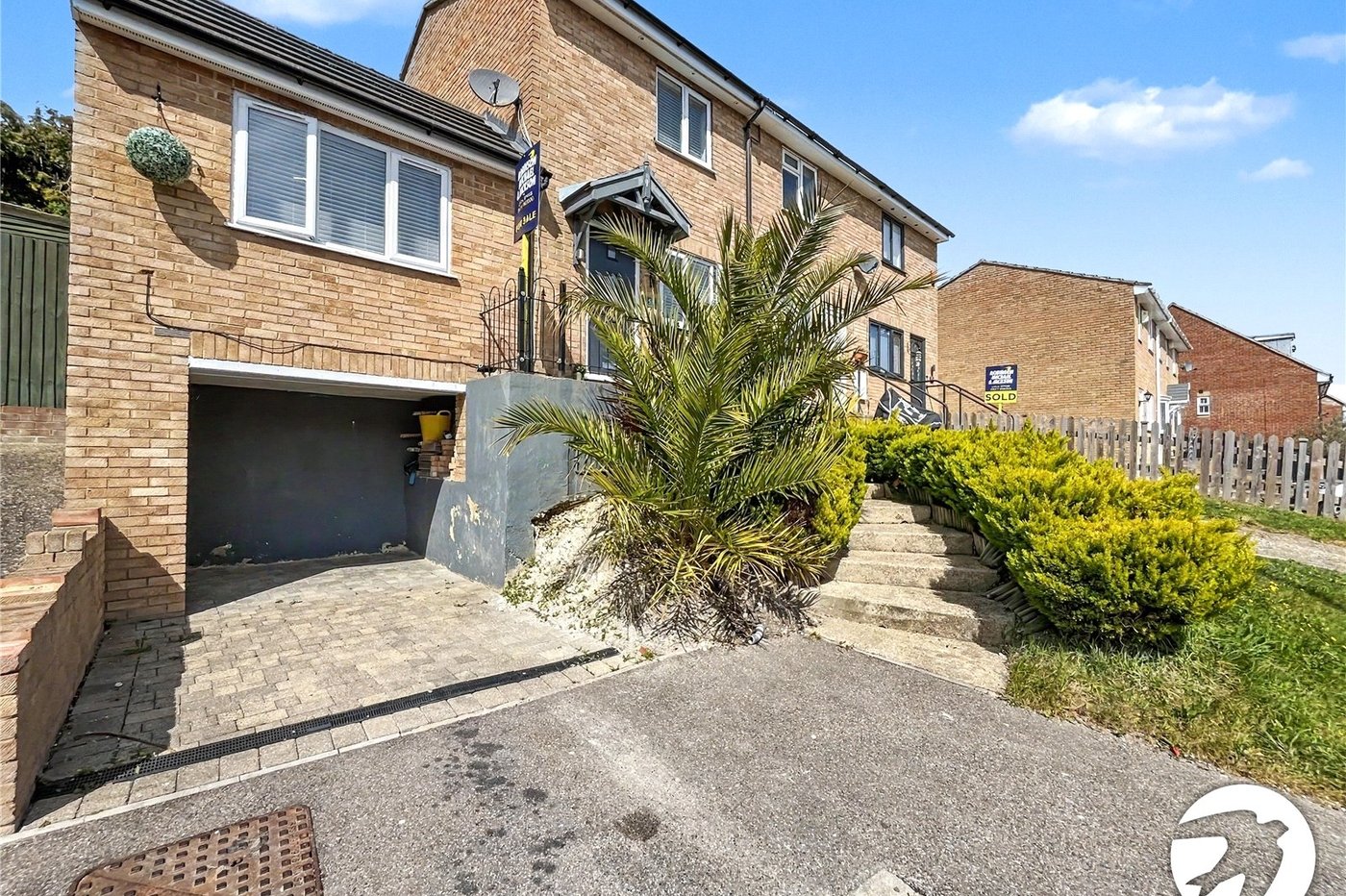 3 bedroom house for sale in Walderslade | Robinson Michael & Jackson