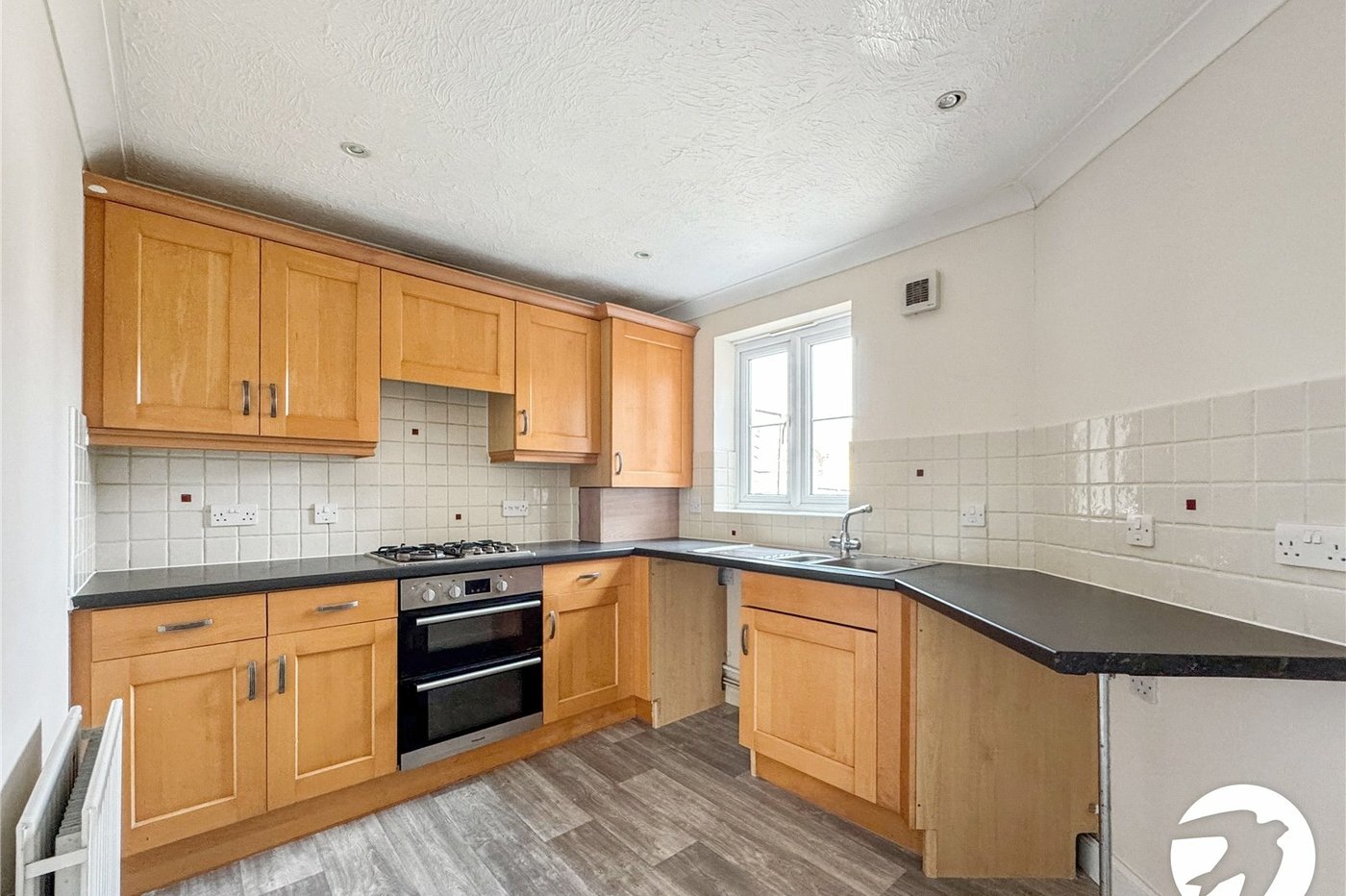 2 bedroom property for sale in Iwade | Robinson Michael & Jackson