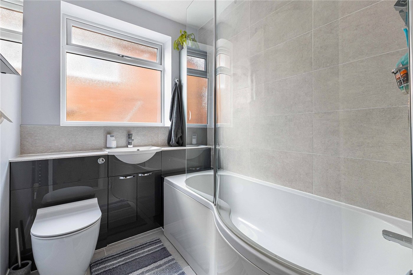 3 bedroom house for sale in Strood | Robinson Michael & Jackson