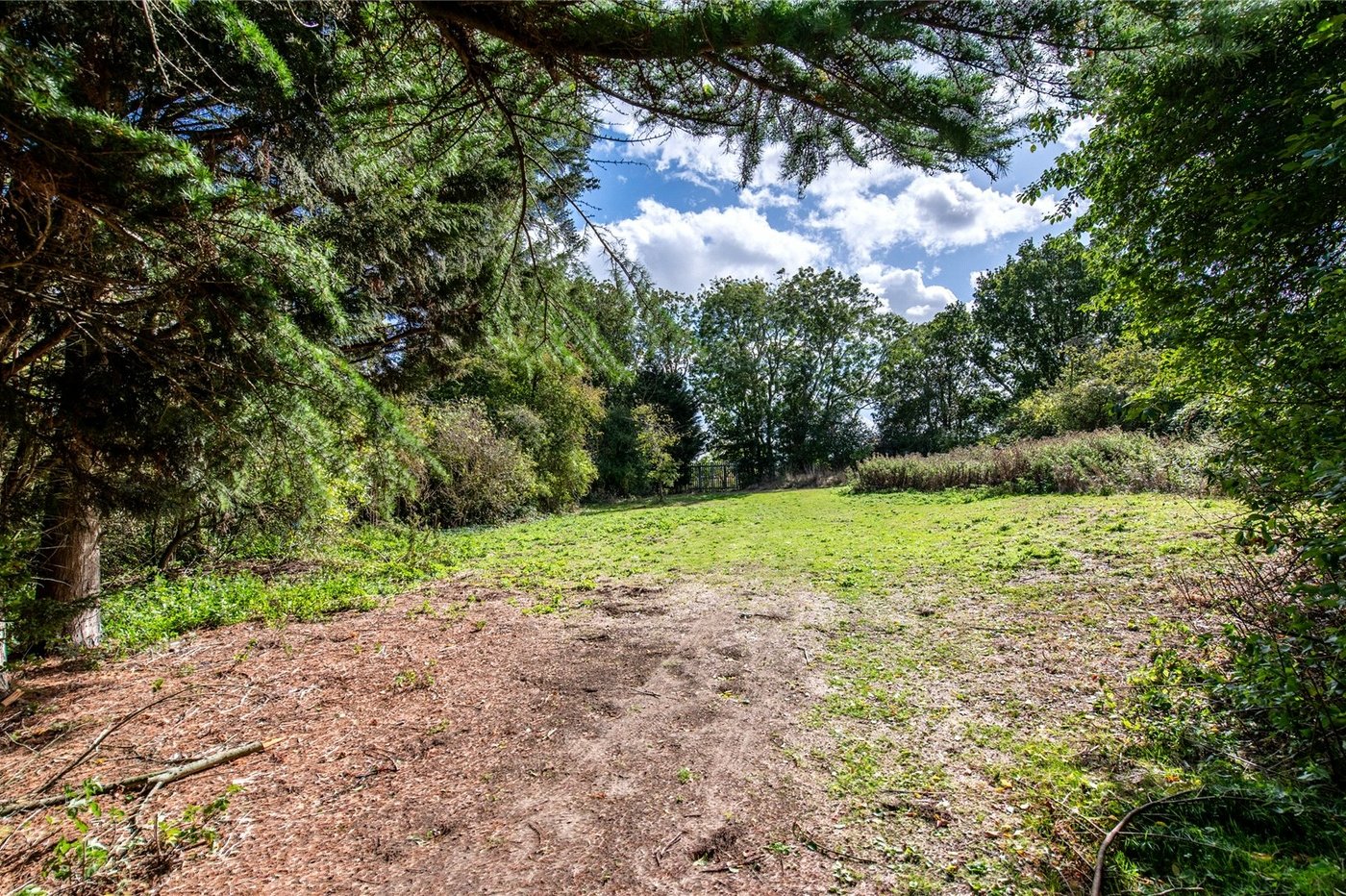 6 bedroom house for sale in High Halstow | Robinson Michael & Jackson