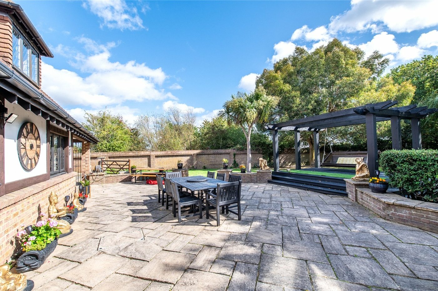 6 bedroom house for sale in High Halstow | Robinson Michael & Jackson