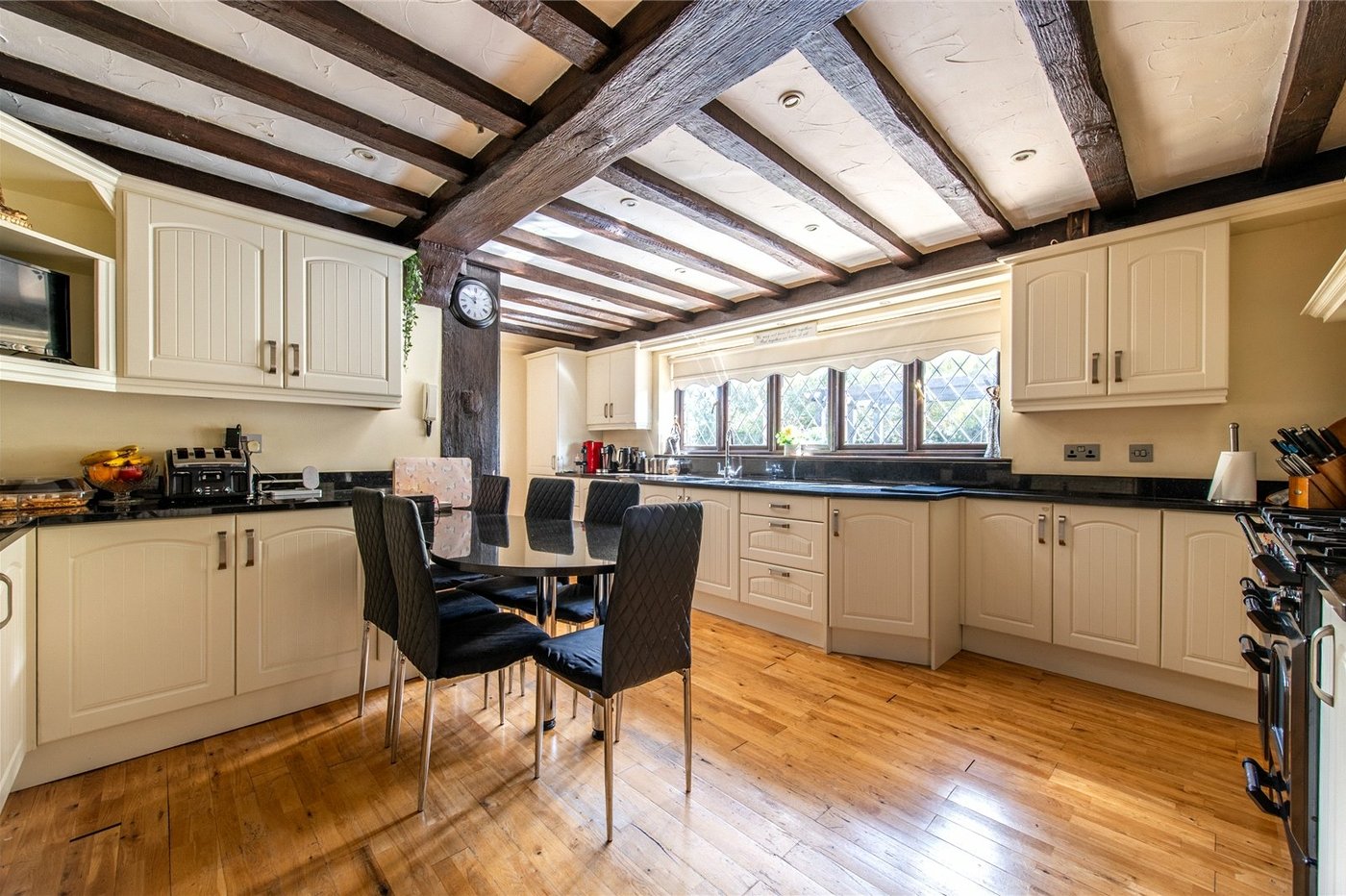 6 bedroom house for sale in High Halstow | Robinson Michael & Jackson