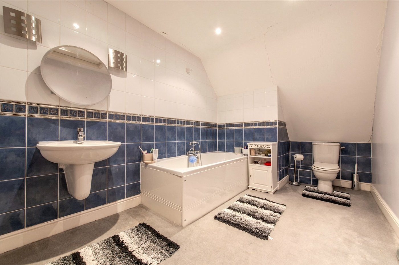 6 bedroom house for sale in High Halstow | Robinson Michael & Jackson