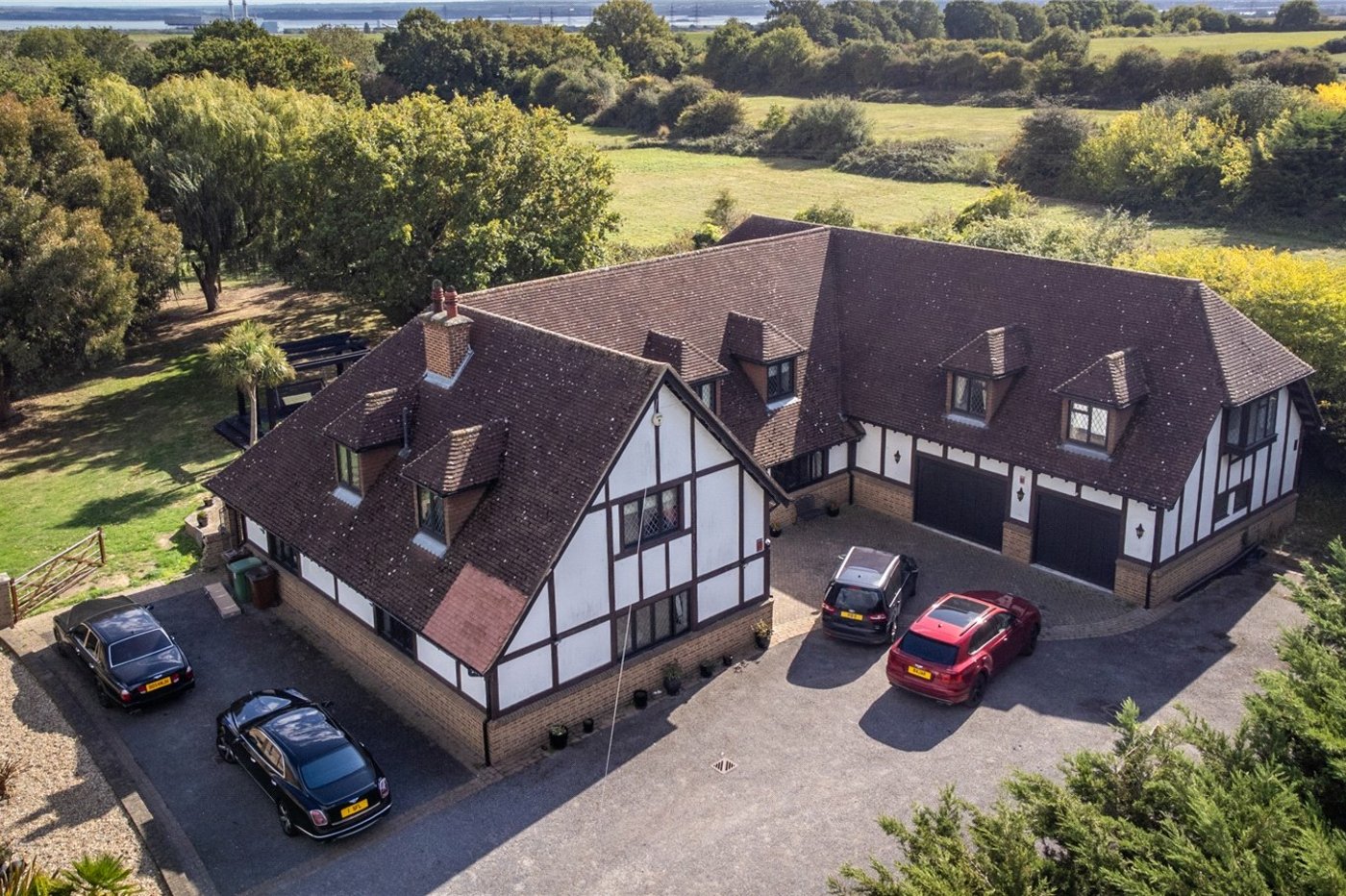 6 bedroom house for sale in High Halstow | Robinson Michael & Jackson