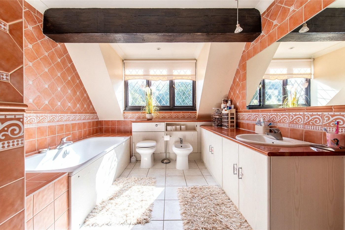 6 bedroom house for sale in High Halstow | Robinson Michael & Jackson