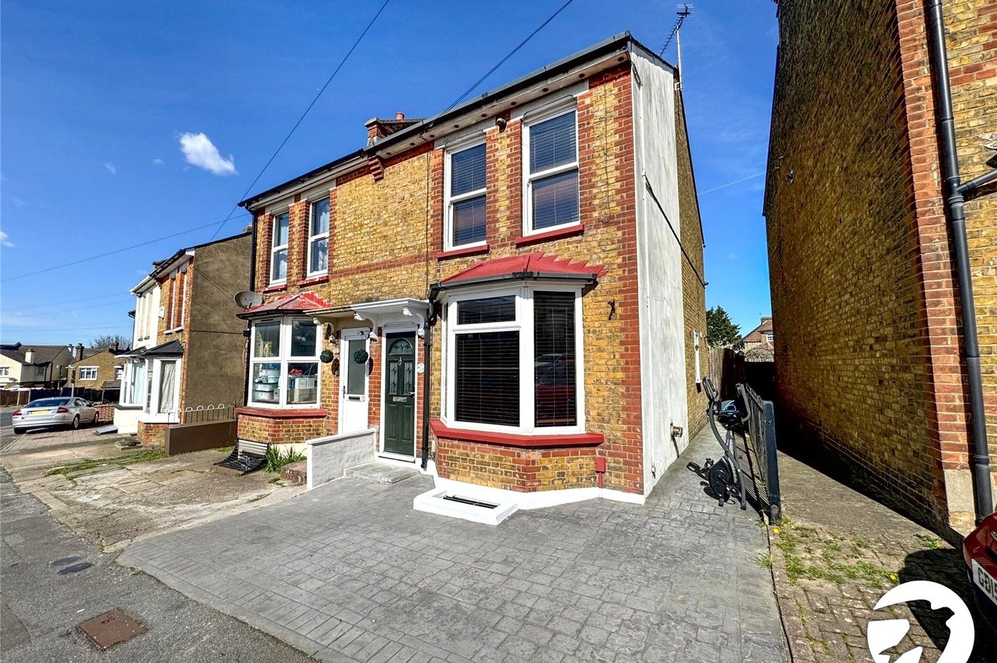 2 bedroom house for sale in Maidstone | Robinson Michael & Jackson