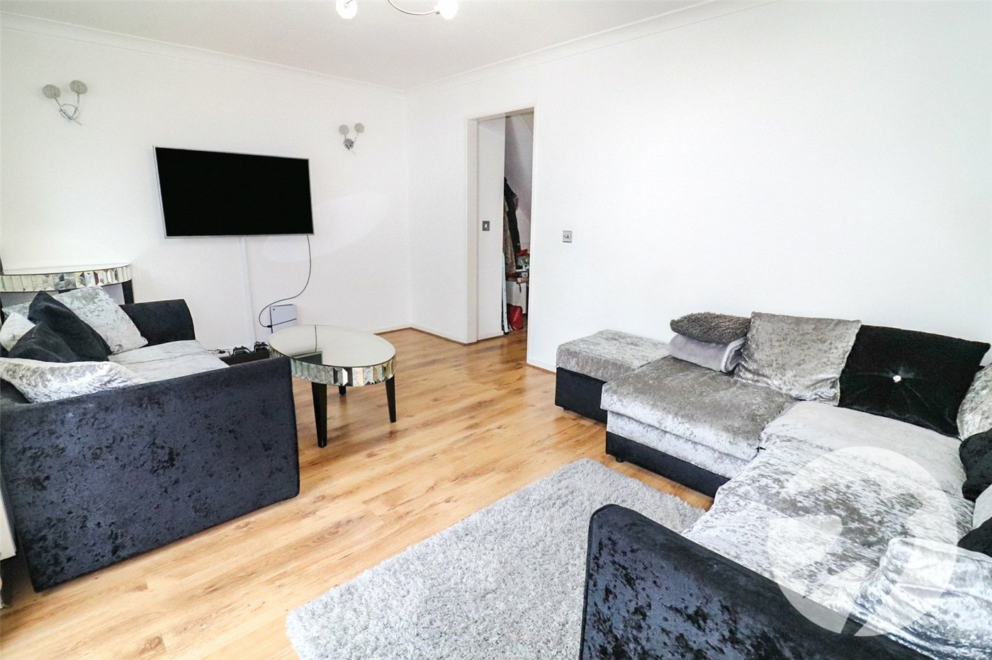 3 bedroom house for sale in Crayford | Robinson Jackson