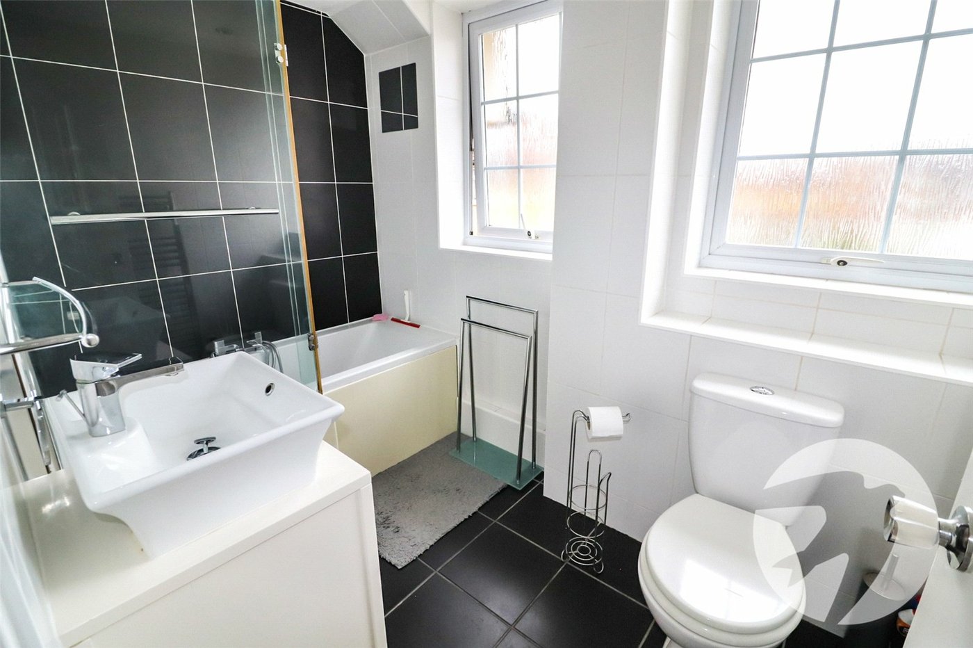 3 bedroom house for sale in Crayford | Robinson Jackson