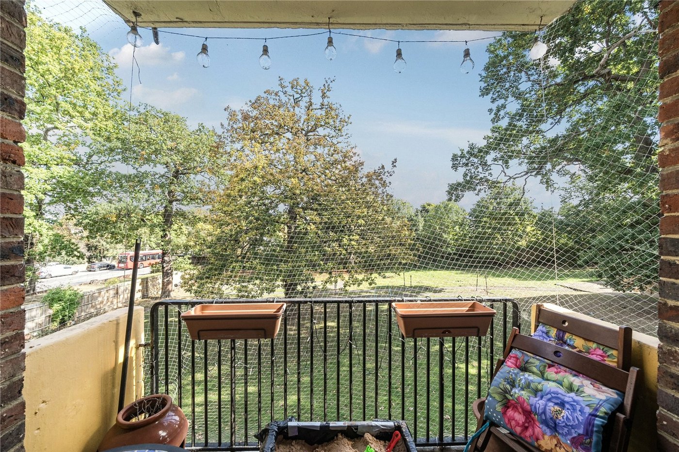 2 bedroom property for sale in  | Robinson Jackson