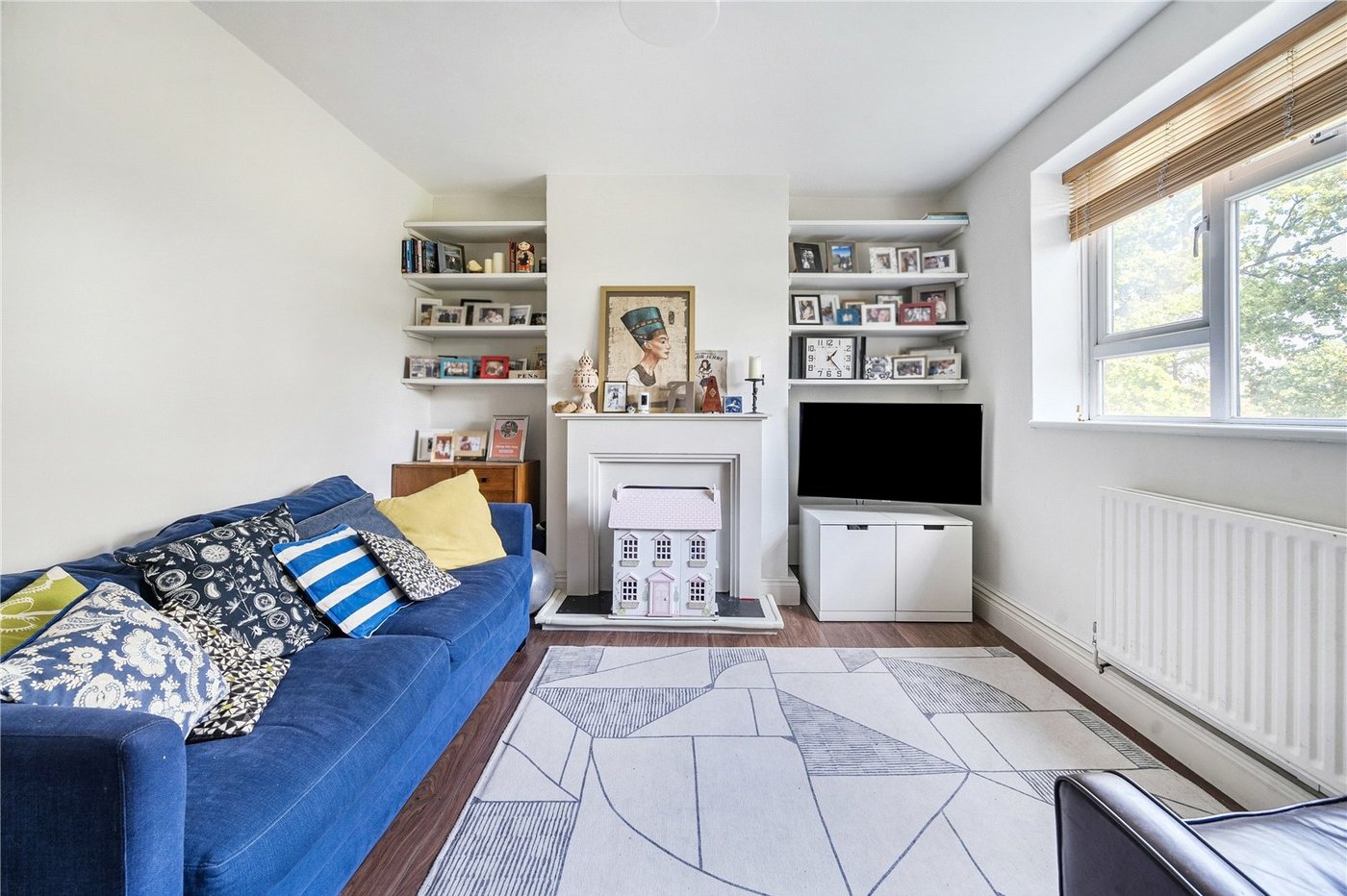 2 bedroom property for sale in  | Robinson Jackson