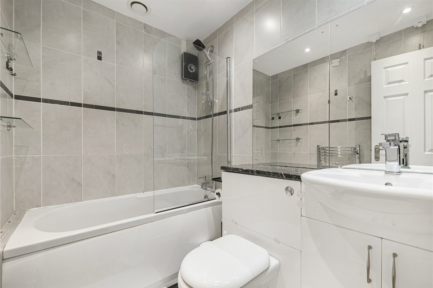 2 bedroom house for sale in Welling | Robinson Jackson