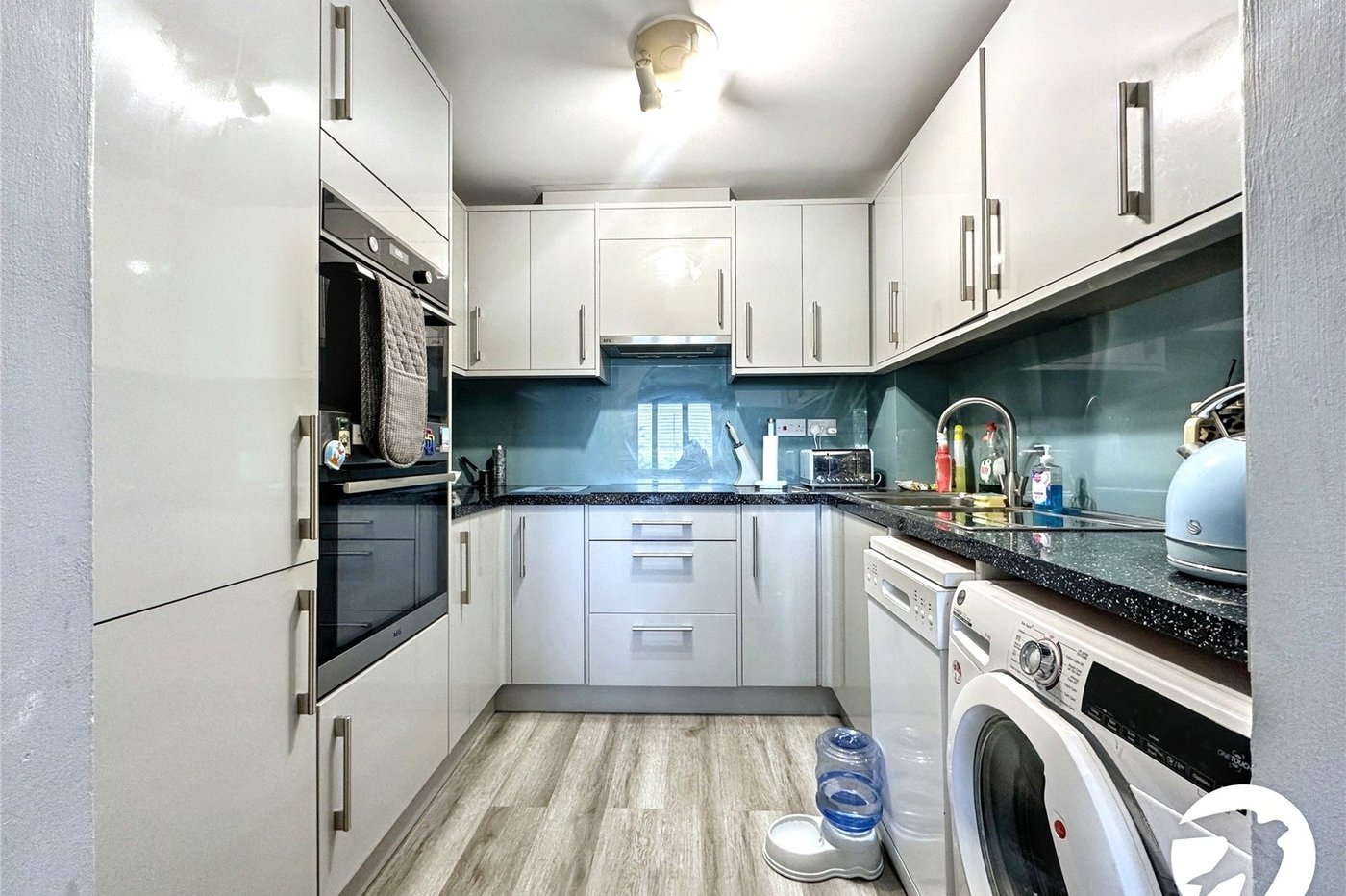 2 bedroom property for sale in Rochester | Robinson Michael & Jackson