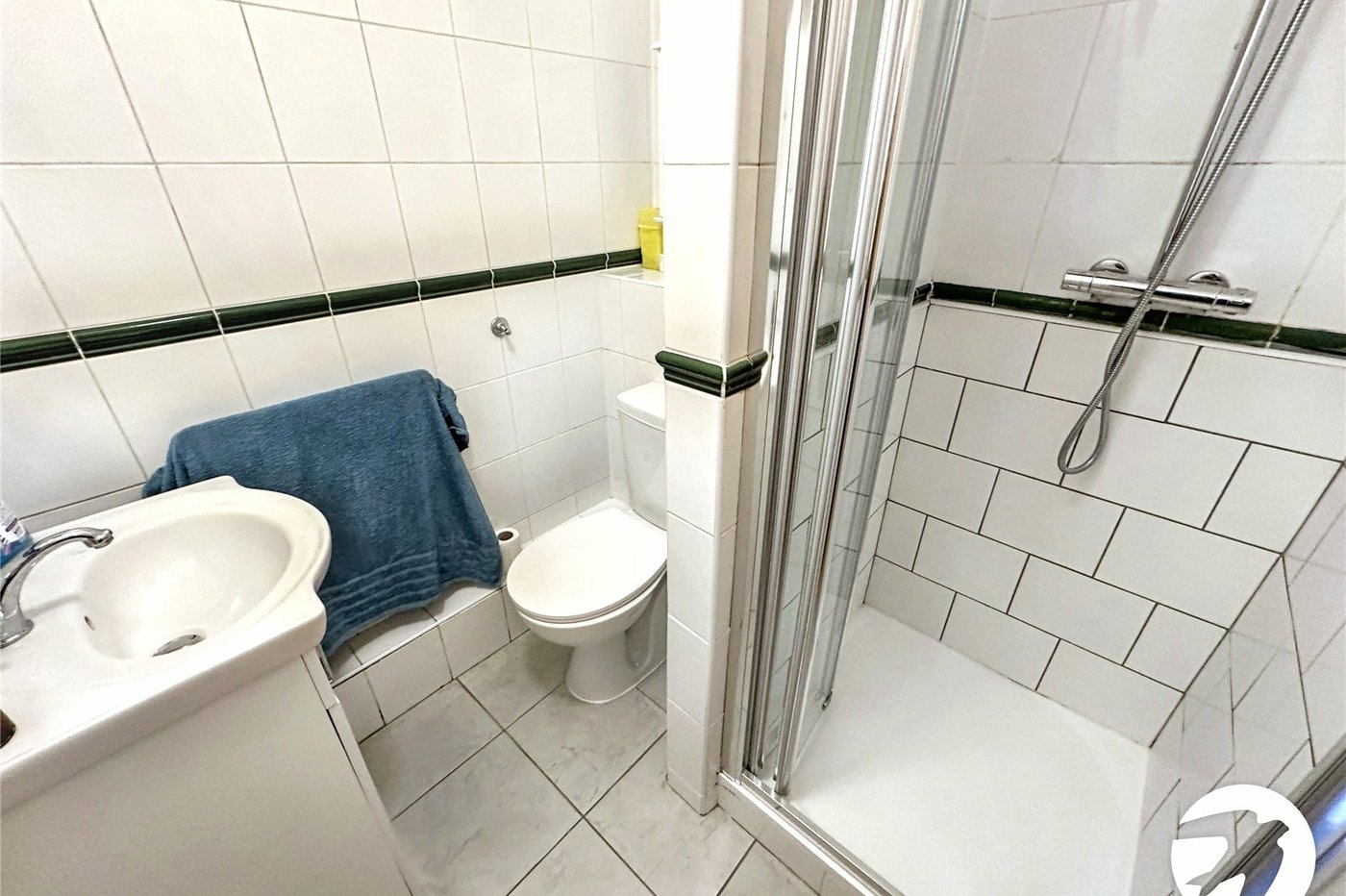 2 bedroom property for sale in Rochester | Robinson Michael & Jackson