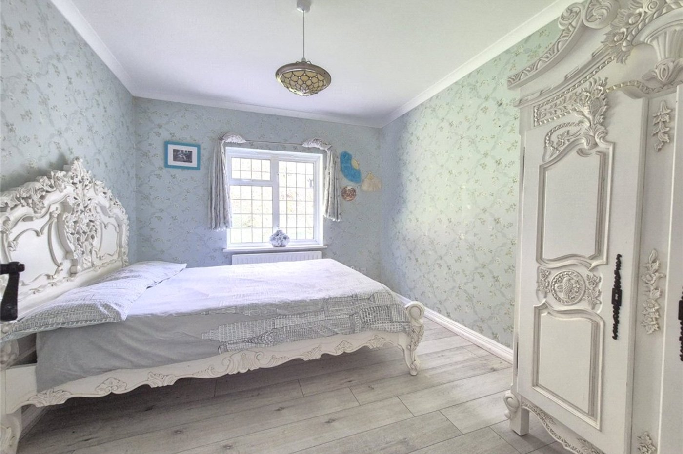 4 bedroom bungalow for sale in Knockholt | Robinson Jackson