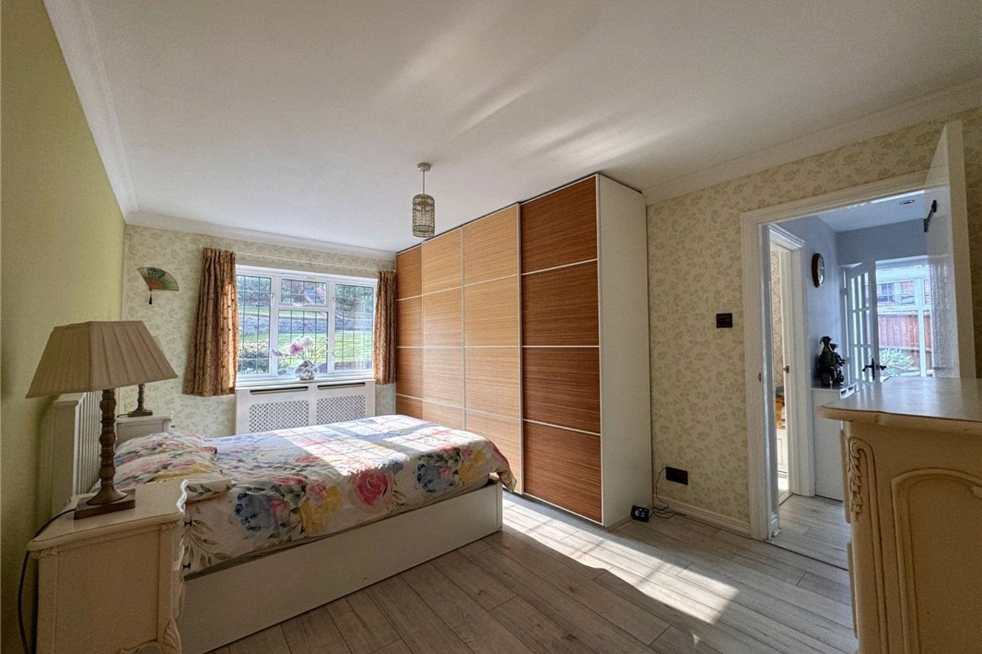 4 bedroom bungalow for sale in Knockholt | Robinson Jackson