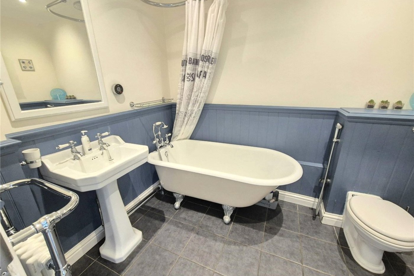 4 bedroom bungalow for sale in Knockholt | Robinson Jackson