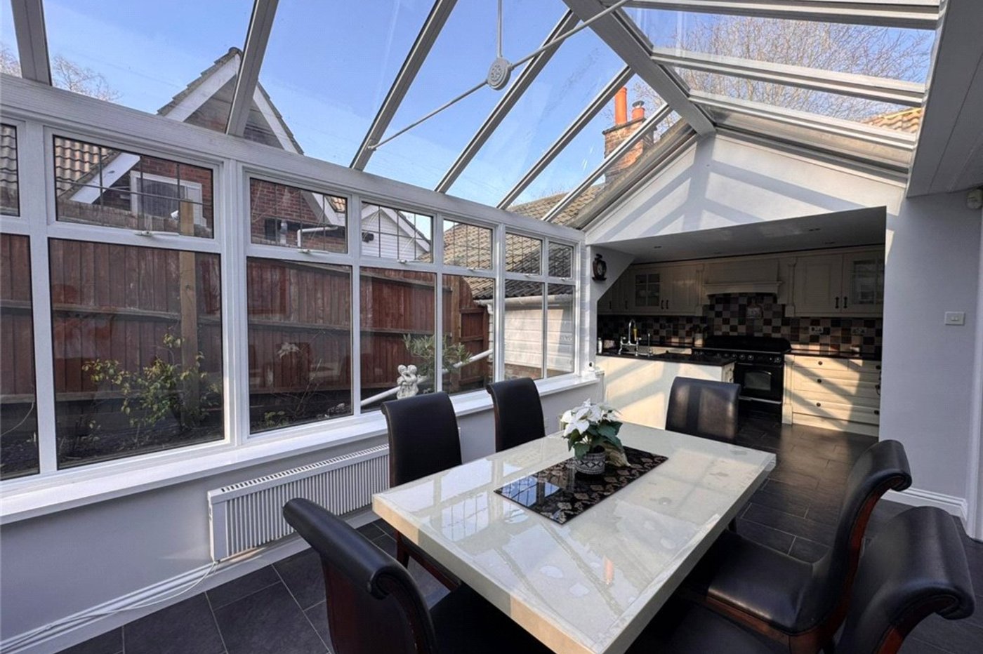 4 bedroom bungalow for sale in Knockholt | Robinson Jackson