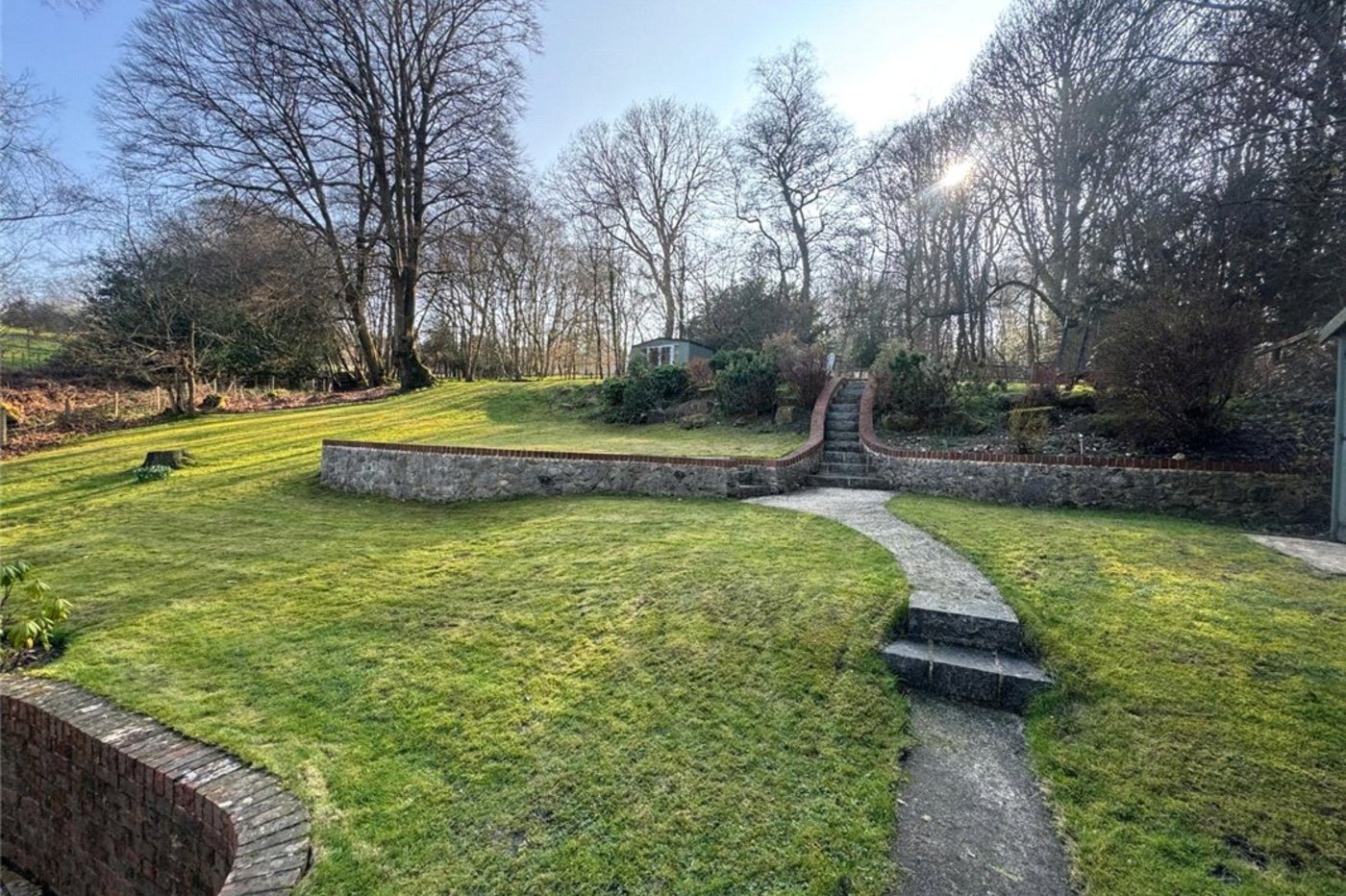 4 bedroom bungalow for sale in Knockholt | Robinson Jackson