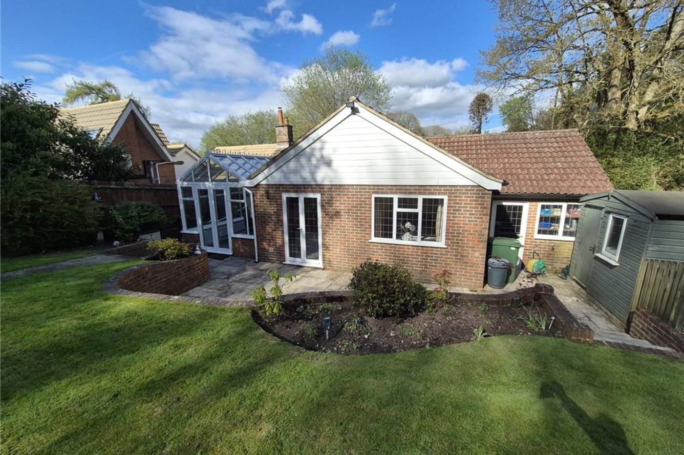 4 bedroom bungalow for sale in Knockholt | Robinson Jackson
