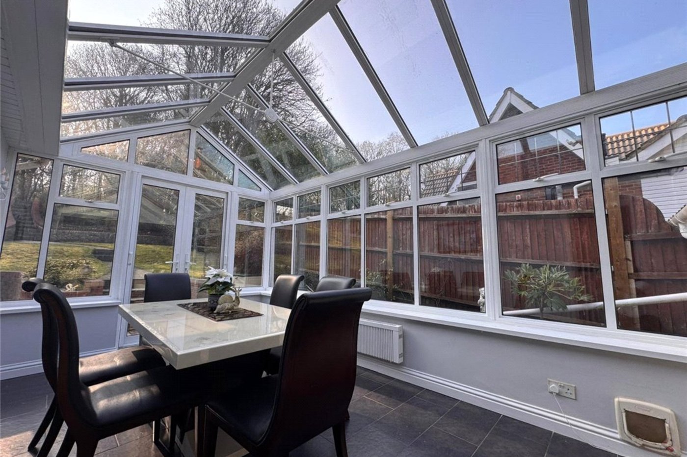 4 bedroom bungalow for sale in Knockholt | Robinson Jackson