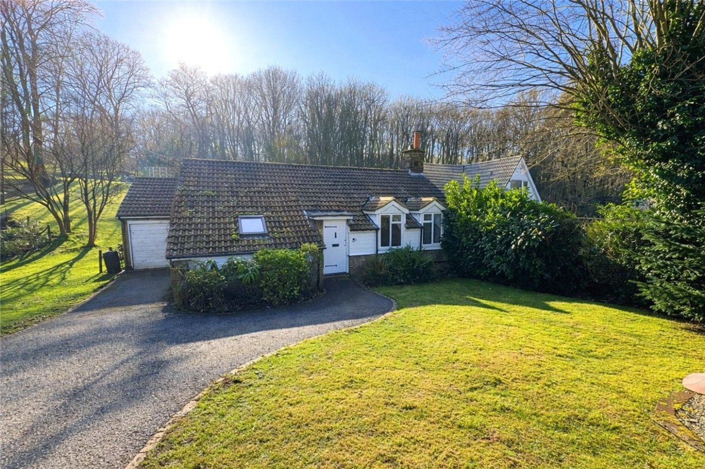 4 bedroom bungalow for sale in Knockholt | Robinson Jackson