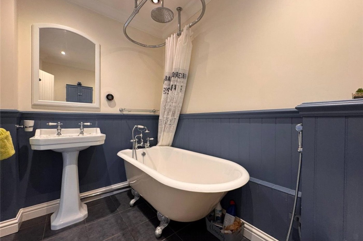 4 bedroom bungalow for sale in Knockholt | Robinson Jackson