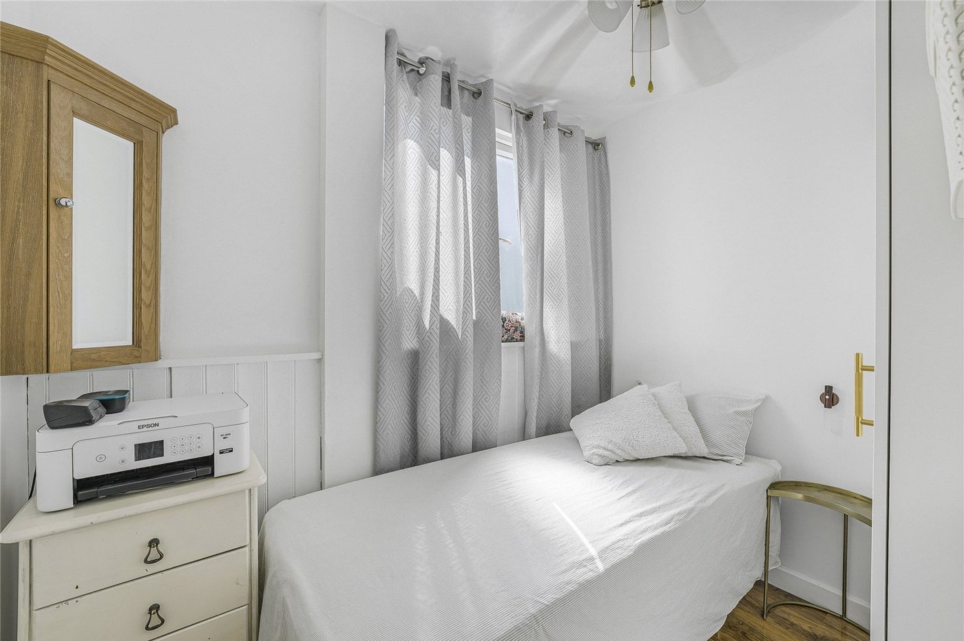 5 bedroom house for sale in Dartford | Robinson Jackson
