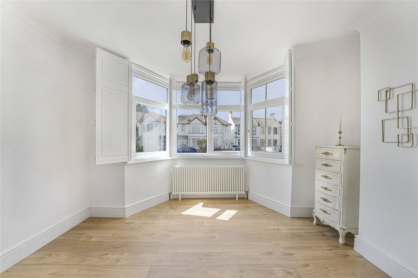 5 bedroom house for sale in Dartford | Robinson Jackson