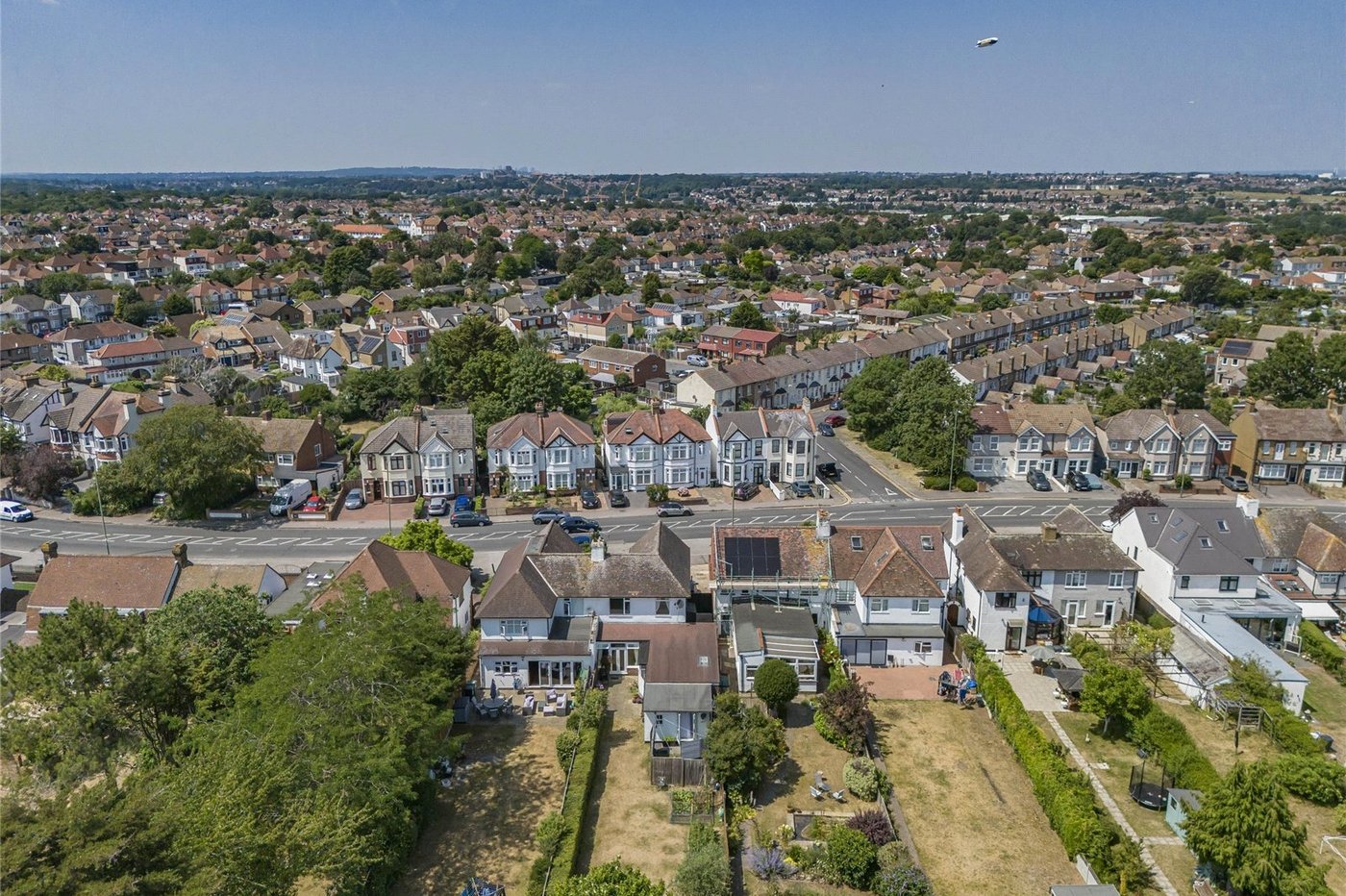 5 bedroom house for sale in Dartford | Robinson Jackson
