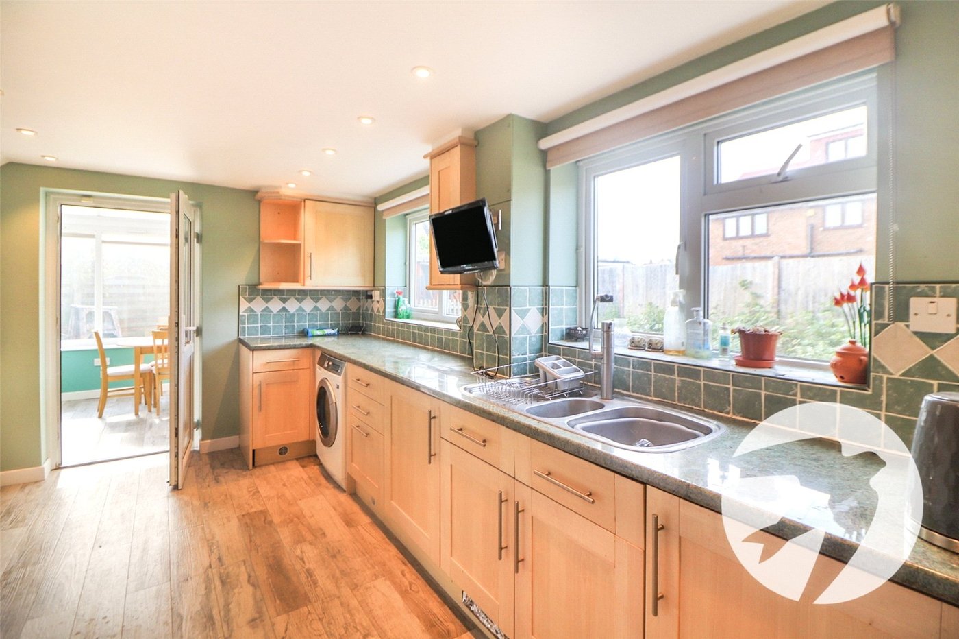 3 bedroom house for sale in Erith | Robinson Jackson