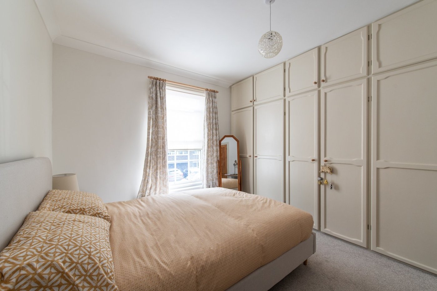 2 bedroom house for sale in Gravesend | Robinson Michael & Jackson