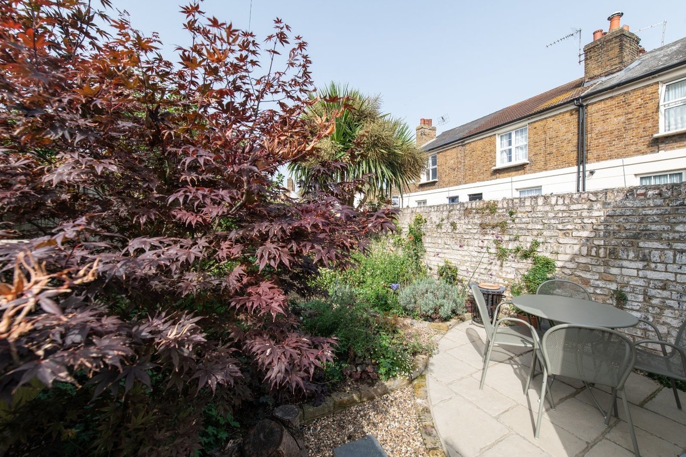 2 bedroom house for sale in Gravesend | Robinson Michael & Jackson