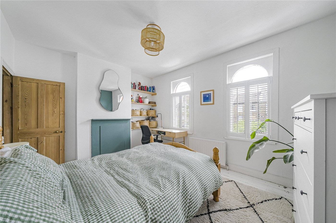2 bedroom house for sale in Gravesend | Robinson Michael & Jackson