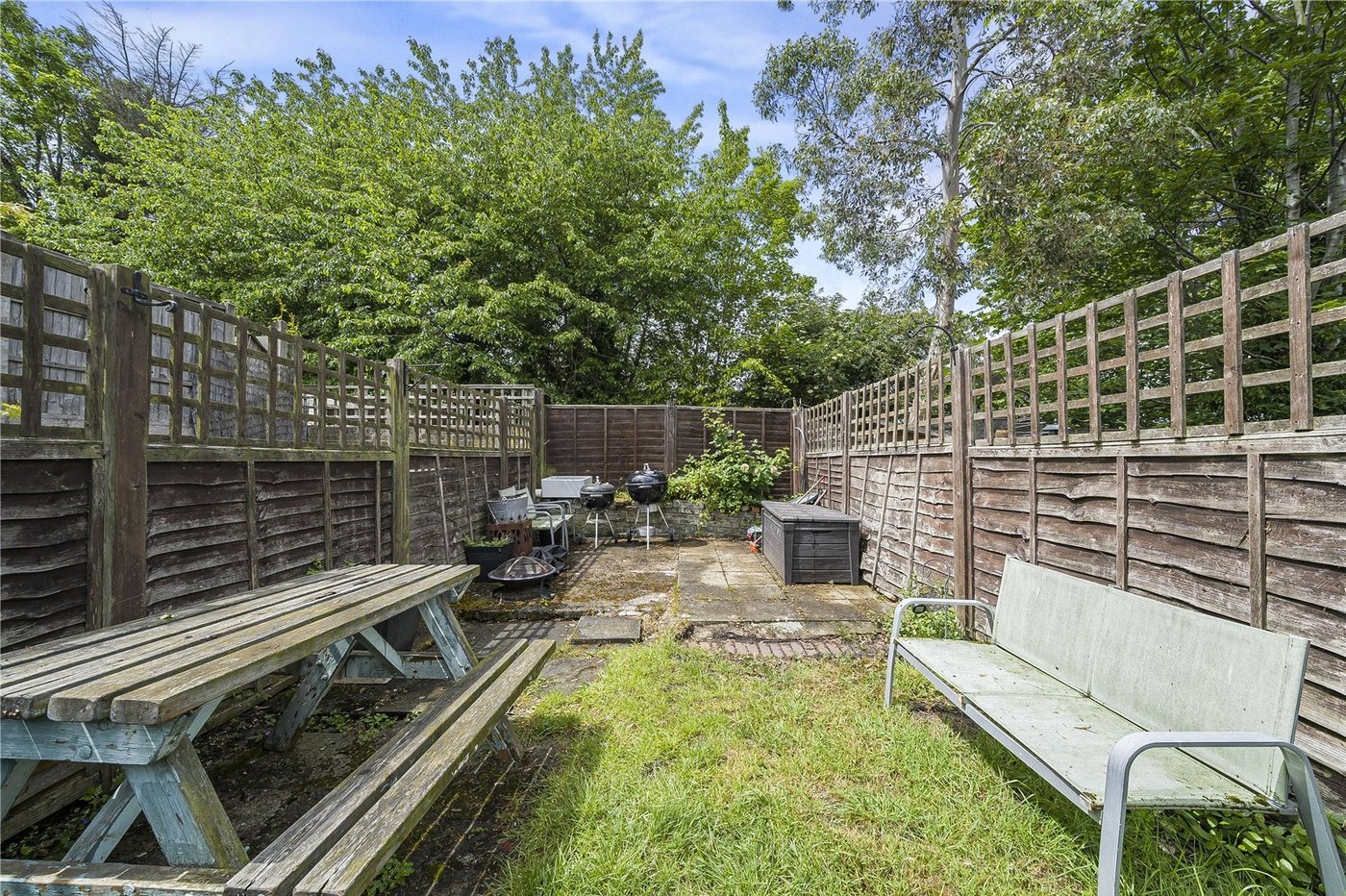 2 bedroom house for sale in Gravesend | Robinson Michael & Jackson