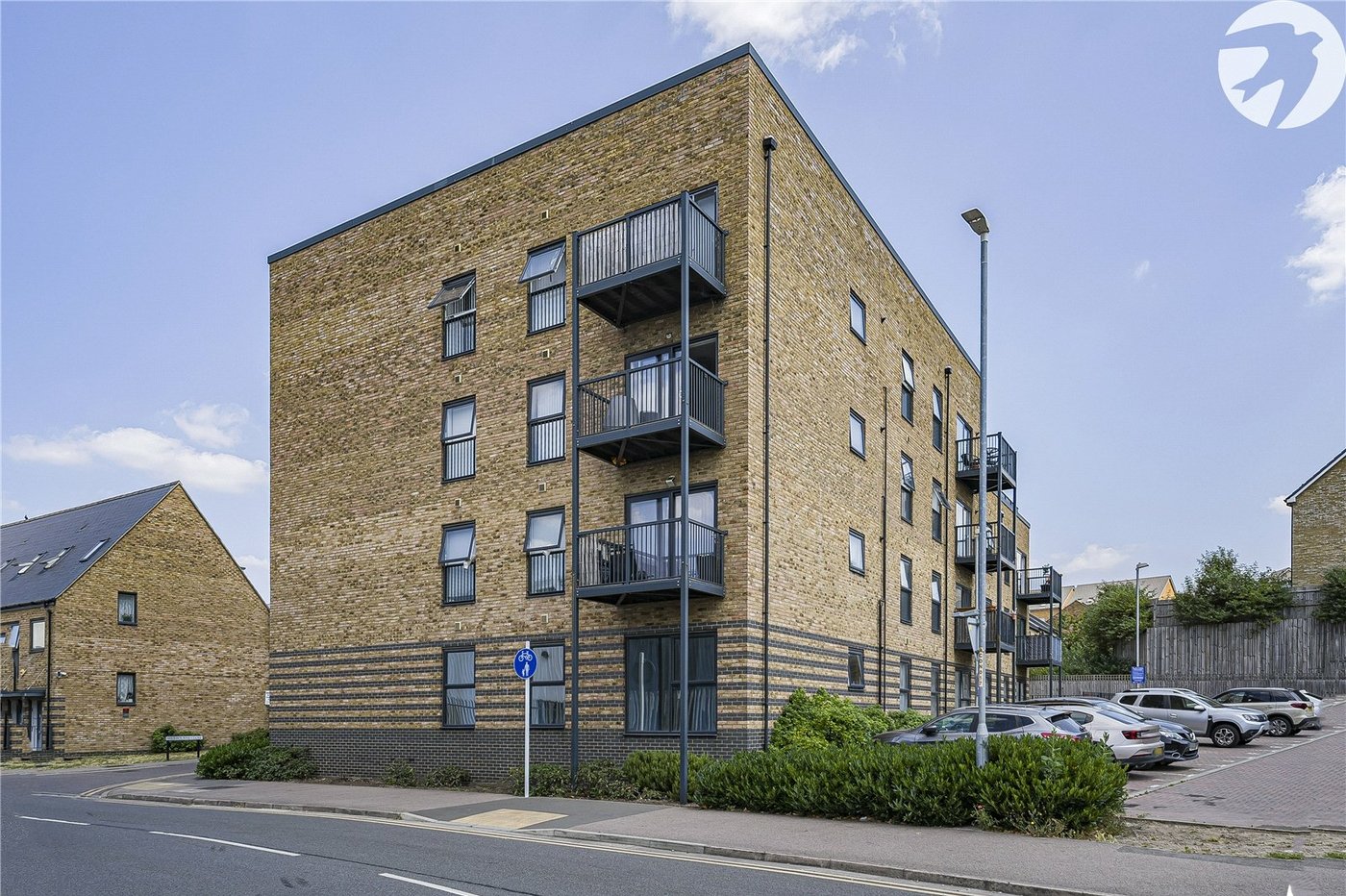 2 bedroom property for sale in Dartford | Robinson Jackson